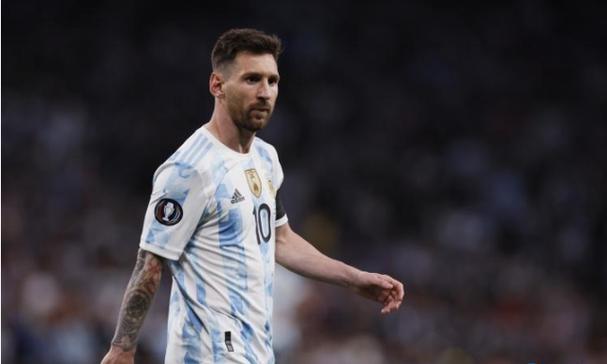 11月11日新致转债下跌0.42%，转股溢价率23.26%